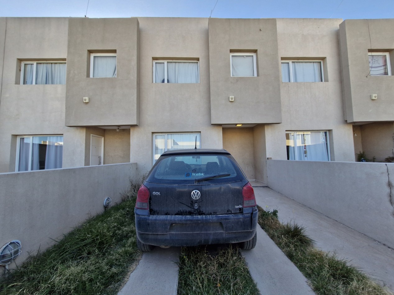 DUPLEX 2 HAB EN B° PERTICONE - CENTENARIO