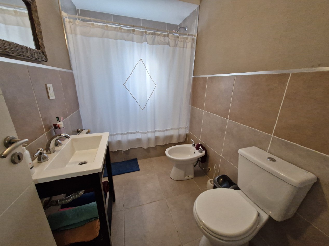 DUPLEX 2 HAB EN B° PERTICONE - CENTENARIO