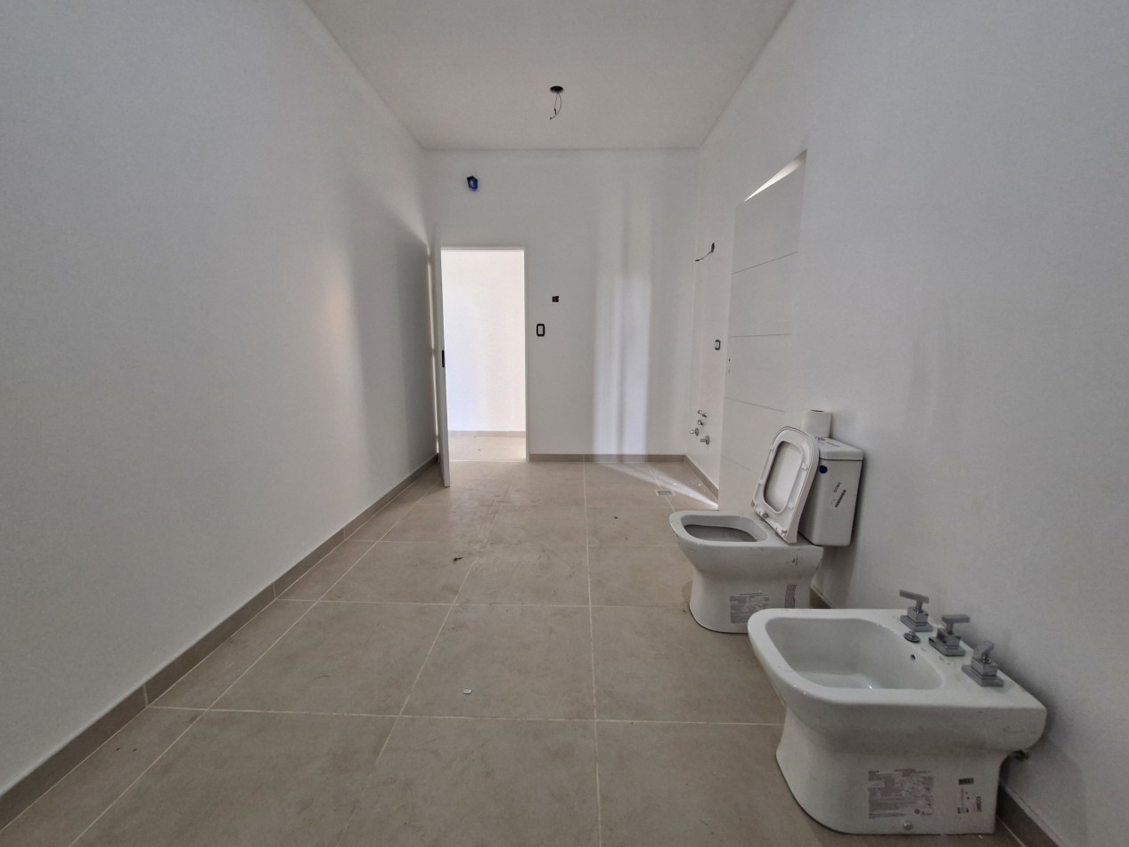 CASA A ESTRENAR EN B° MANZANAR KOSSMAN - CIPOLLETTI