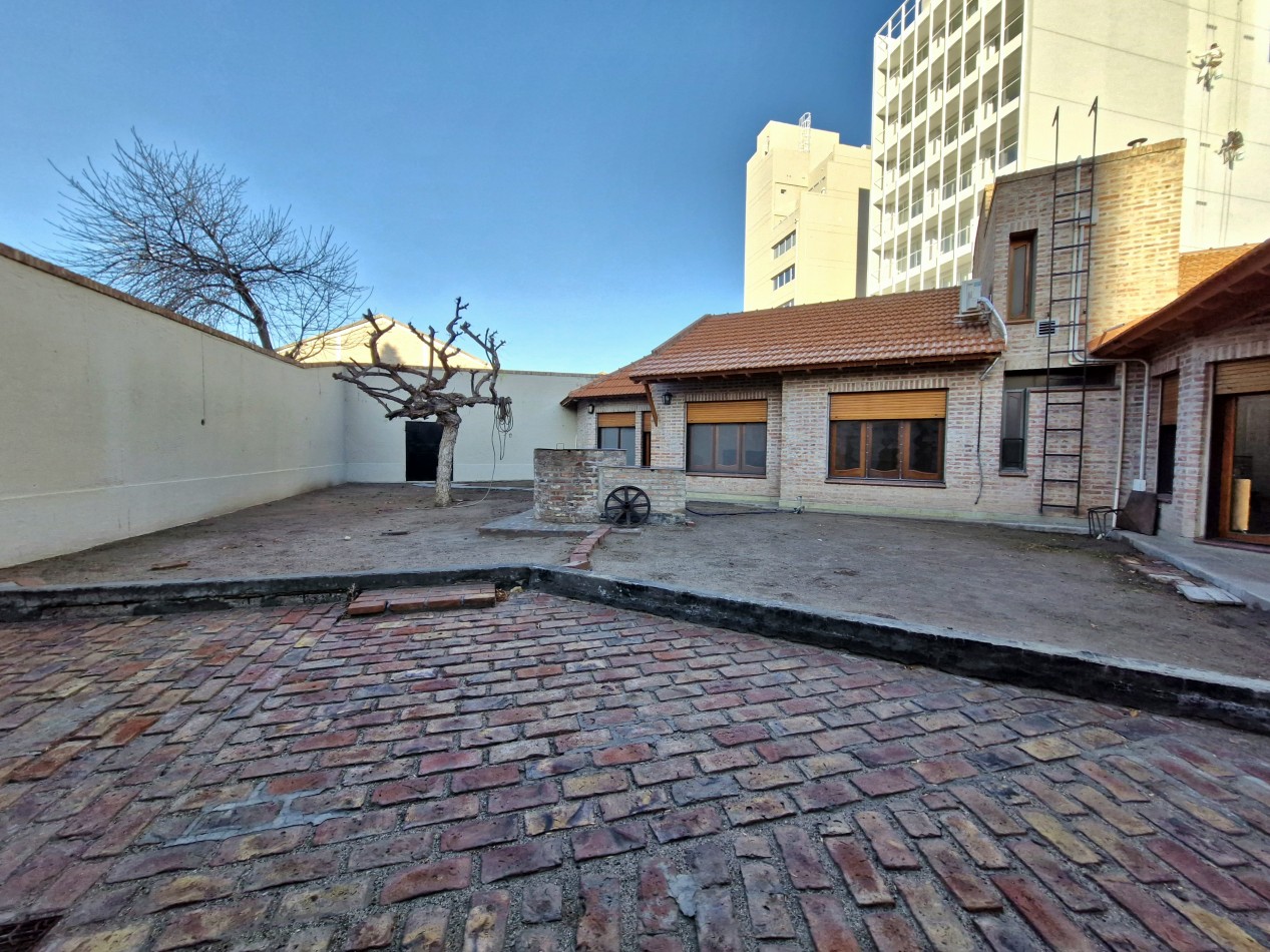 ESPECTACULAR CASA EN B° SAN PABLO - CIPOLLETTI