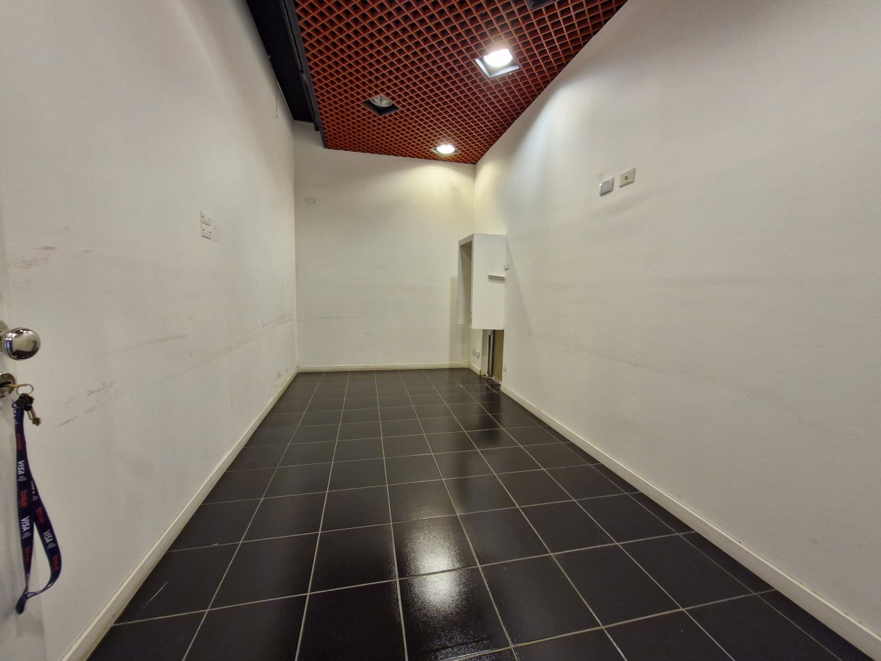 LOCAL COMERCIAL EN ROCA 736 - CIPOLLETTI