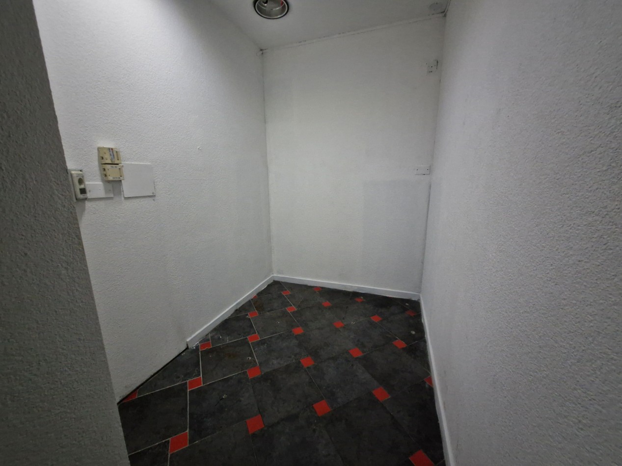 LOCAL COMERCIAL EN ROCA 736 - CIPOLLETTI