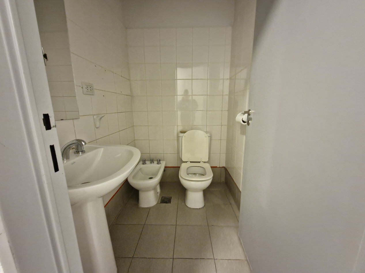LOCAL COMERCIAL EN ROCA 736 - CIPOLLETTI