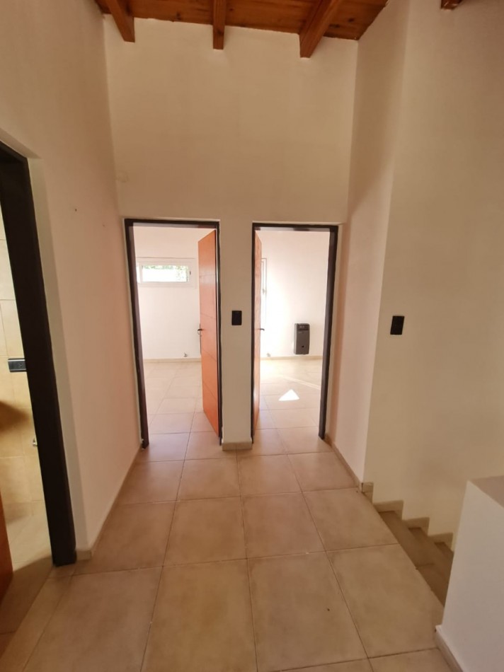 VENTA | DUPLEX 2 HAB EN PARAGUAY 753 | PLOTTIER