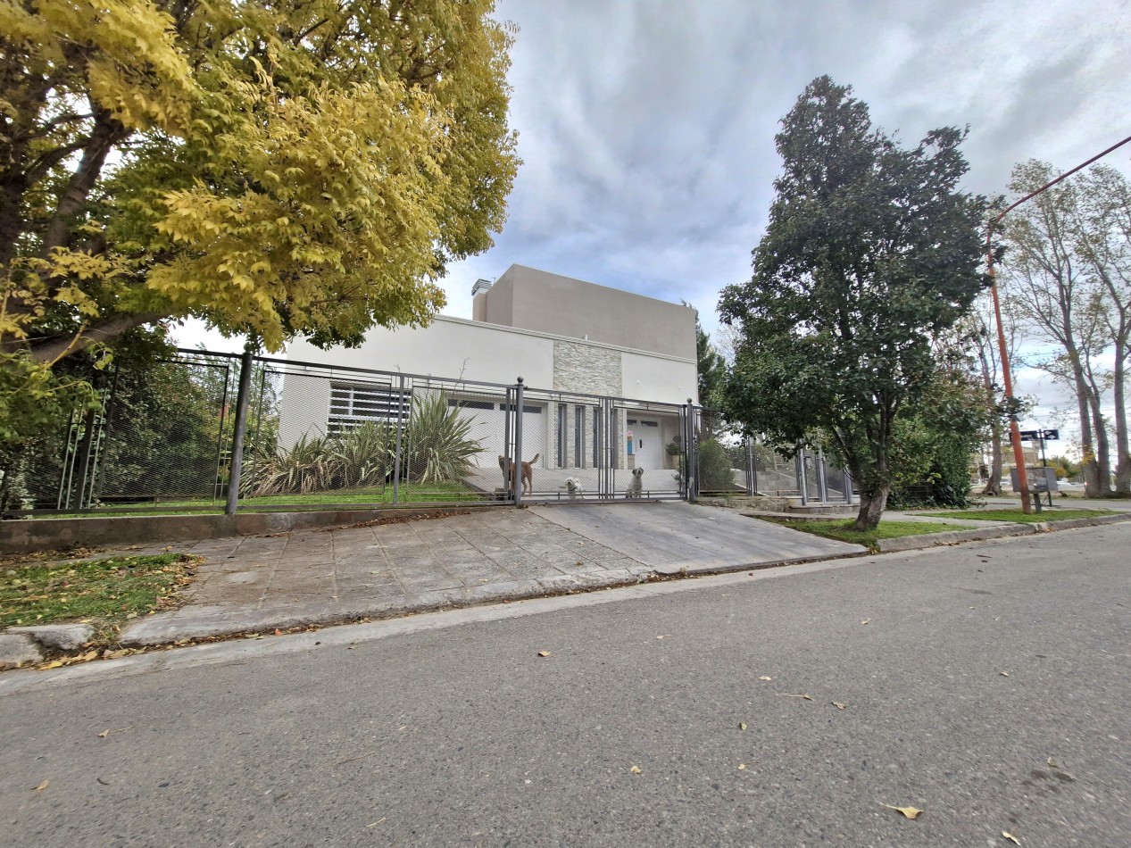 VENTA | CASA EN MANZANAR MILENIUM | CIPOLLETTI