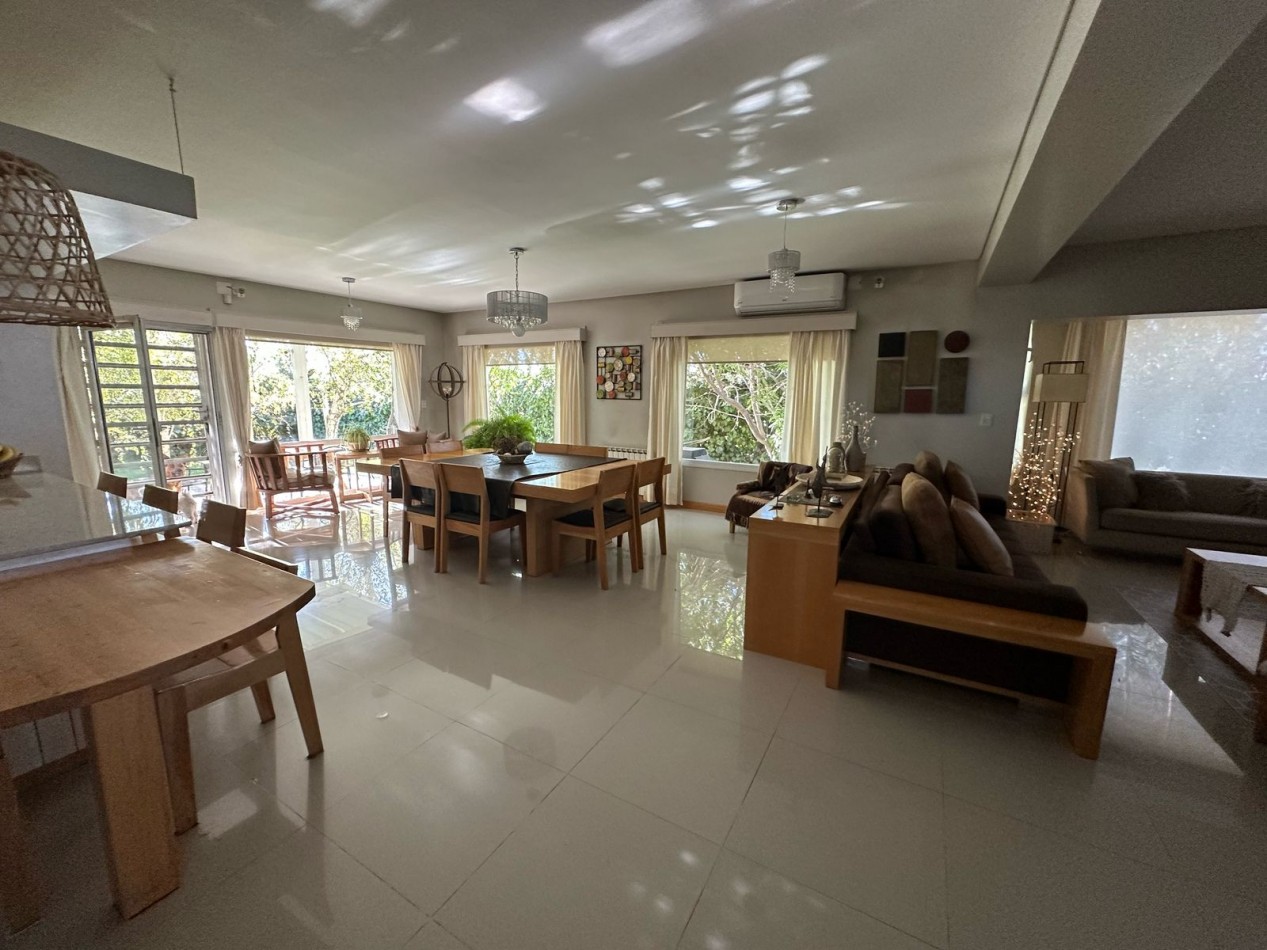 VENTA | CASA EN MANZANAR MILENIUM | CIPOLLETTI