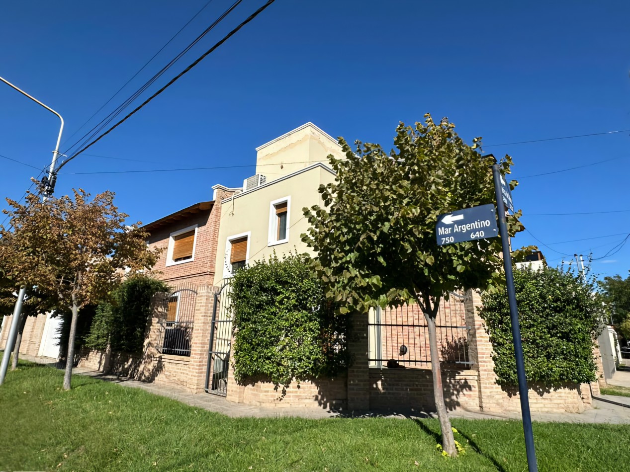 VENTA | CASA EN B° RINCON DE EMILIO | NEUQUEN