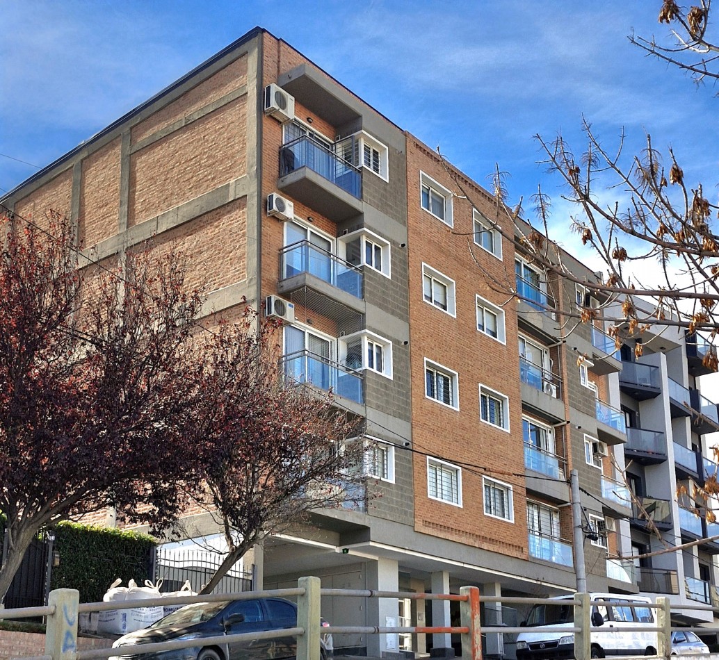 VENTA | DPTO 2 HAB C/COCHERA EN ELORDI 769 | NEUQUEN