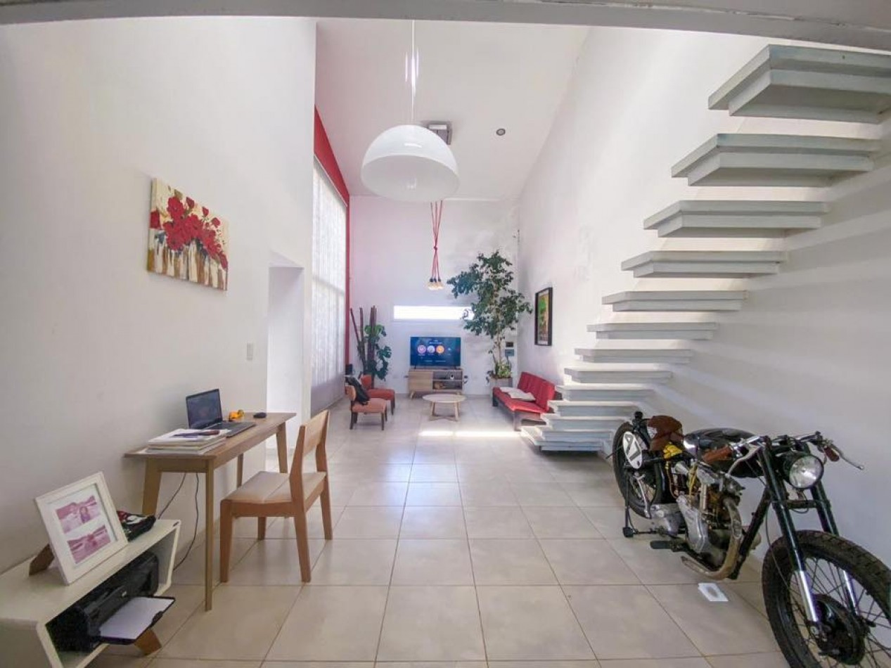 ALQUILER - CASA 4 DORMITORIOS- TERRAZAS DEL NEUQUEN