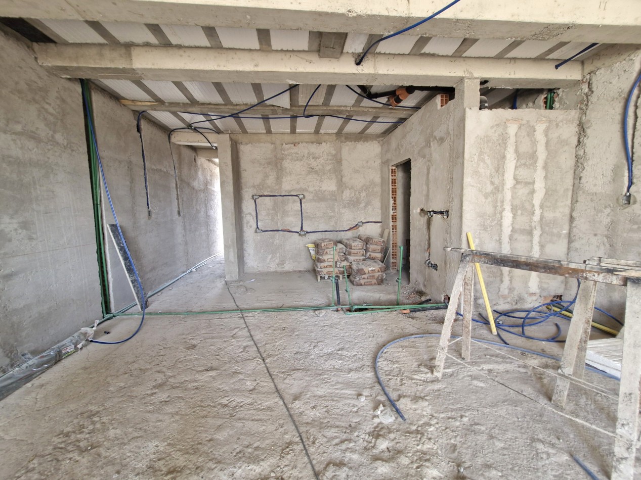 CASA DUPLEX 2 HAB EN B° CINCO SOLES - PLOTTIER