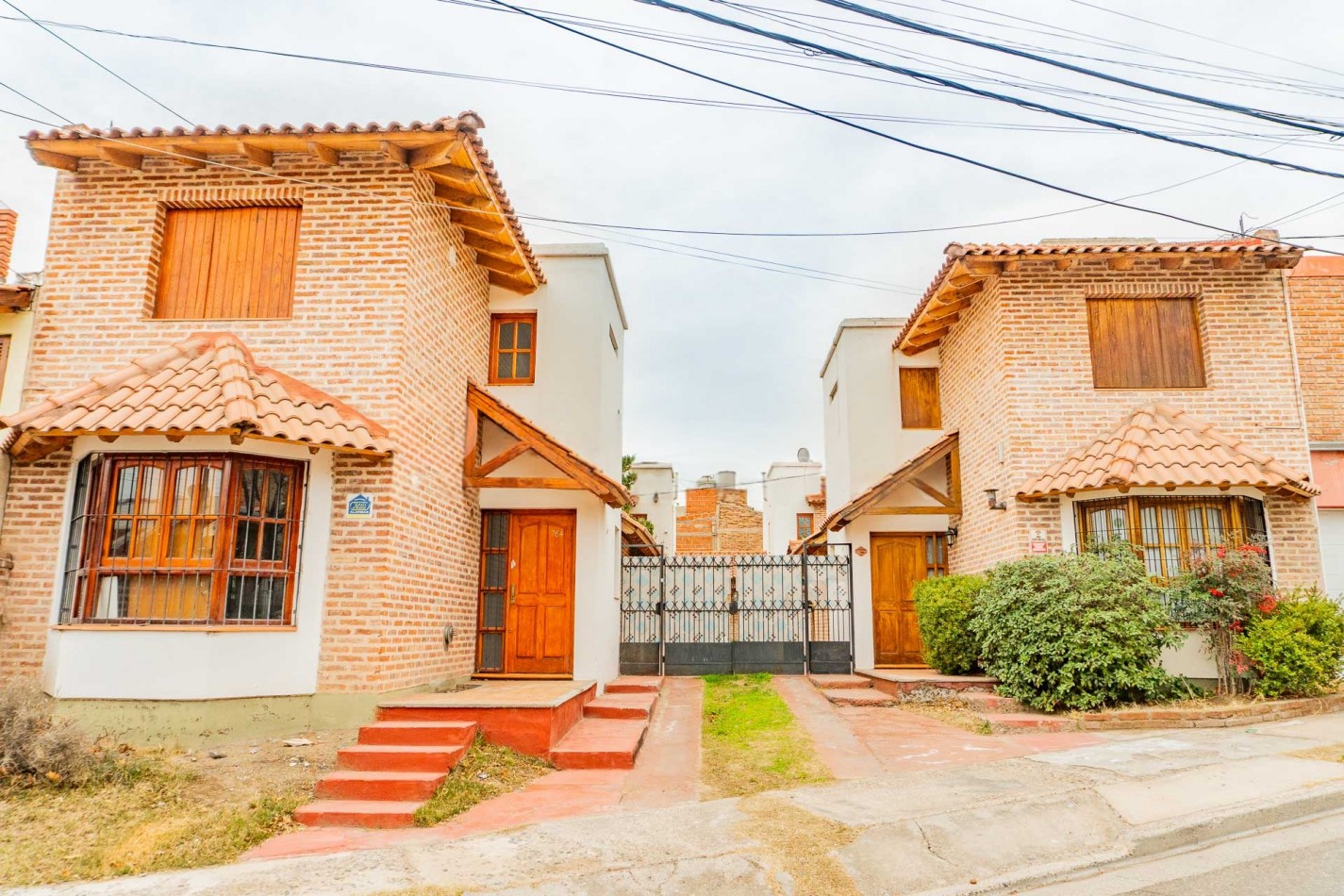 VENTA | DUPLEX 2 HAB EN B° SANTA GENOVEVA | NEUQUEN