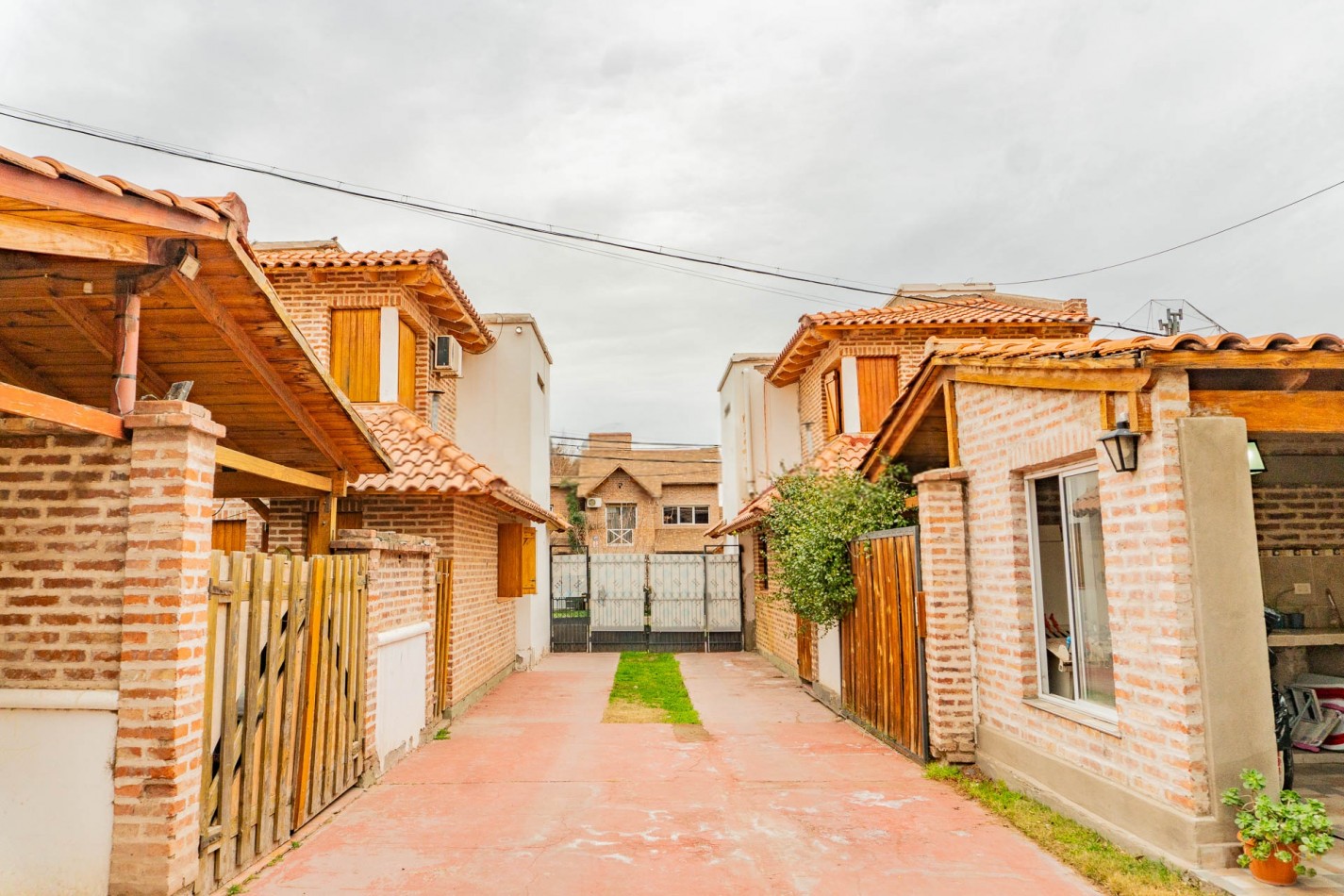 VENTA | DUPLEX 2 HAB EN B° SANTA GENOVEVA | NEUQUEN