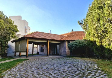 ESPECTACULAR CASA EN B° SAN PABLO - CIPOLLETTI