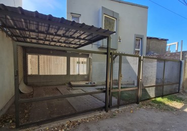VENTA | DUPLEX 2 HAB EN PARAGUAY 753 | PLOTTIER