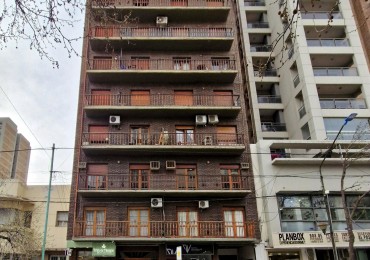 VENTA | SEMIPISO 3 HAB C/COCHERA EN EL MICROCENTRO DE NEUQUEN